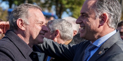 Un 40% de los uruguayos se siente m�s cercano al Frente Amplio y el 29% al Partido Nacional