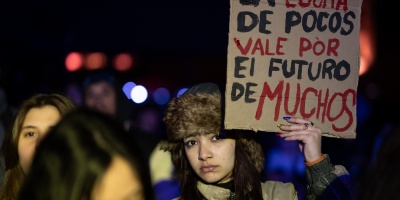 Estudio sobre pol�tica indic� que 30% de los j�venes entiende que un Gobierno militar puede ser una opci�n viable ante una crisis