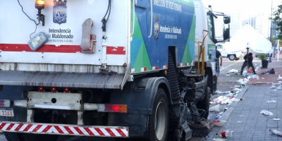 La Intendencia de Maldonado levant� un 10% m�s de toneladas de residuos en la zona costera, respecto al 2025