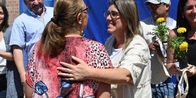 Entregan Viviendas a 46 familias de Villa Espa�ola tras relocalizar asentamiento