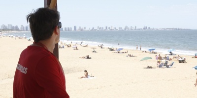 Se exhorta a la poblaci�n que baje a las playas donde haya servicio de guardavidas