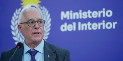 Carlos Negro atropell� a motociclista: no respet� cartel de pare e iba con libreta vencida.