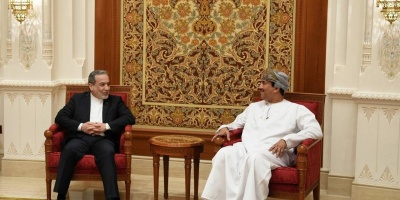 Araqchi, tras llegar a Om�n para negociar con EEUU: "Participamos de buena fe y firmes en nuestros derechos"