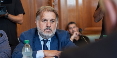 La oposici�n present� una lista de convocatoria a la comisi�n con fines de investigaci�n sobre las lanchas OPV