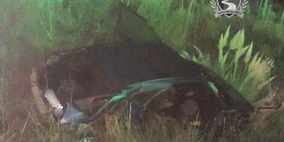 Un hombre result� con lesiones graves tras un choque frontal entre dos autos