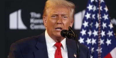 Trump asegura tener "algunas personas" para dirigir Ir�n tras la guerra mientras "vigila" su seguridad