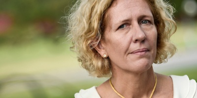 Auersperg presenta proyecto de ley para modificar la licencia maternal en casos de nacimientos prematuros