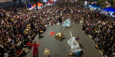 Organizaciones feministas marcharon por la avenida 18 de Julio, por el D�a Internacional de la Mujer
