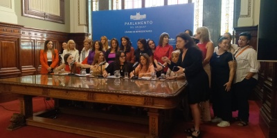Representantes coloradas enumeraron los desaf�os pendientes para las mujeres en Uruguay 
