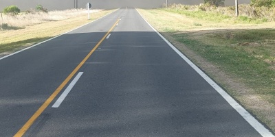 Ruta 102: un cami�n embisti� a una pareja en moto, mat� a una mujer y huy�