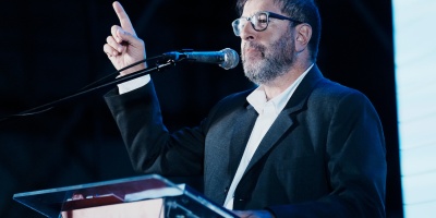 Pereira record� la figura de V�zquez, critic� el agravio del que es objeto la izquierda, y enfatiz� que hay "dos modelos de pa�s"