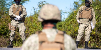 Robert Parrado consider� complejo utilizar a militares para seguridad interna