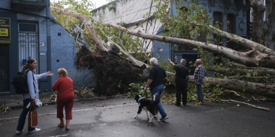Bomberos registr� m�s de 700 llamados producto del cicl�n extratropical de este martes