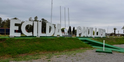 Una joven de 16 a�os falleci� luego de que dos perros se le cruzaran por delante de una moto.