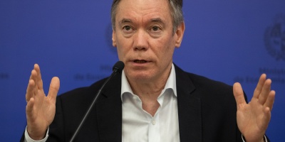 Ministerio de Econom�a revisa proyecciones en medio de escenario global de incertidumbre