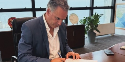 Orsi firm� el decreto reglamentario de la ley que regula la muerte m�dicamente asistida