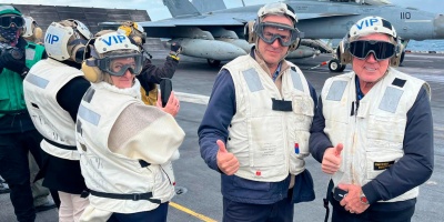 Orsi fue consultado por su visita al portaaviones de Estados Unidos y se�al� que existe una �buena relaci�n de a�os�