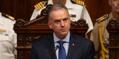 Orsi por su visita al portaaviones militar: "No hago pol�tica exterior representando a una fuerza pol�tica, soy el presidente de un pa�s"