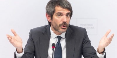 Urtasun tras la sentencia a favor de Shakira: "Nuestros inspectores de Hacienda cuentan con toda nuestra confianza"