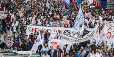 Docentes de Secundaria de Montevideo realizar� paros de 24 horas en liceos de la capital durante la semana que viene