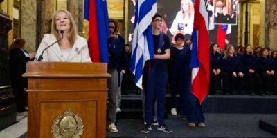 Cosse: �La primera voz de independencia en Sudam�rica, la levant� Artigas�