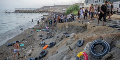 Comienzan a retornar voluntariamente a Marruecos los migrantes que ingresaron a Ceuta en Espa�a