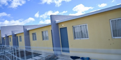 MVOT inaugura viviendas en Casavalle 
