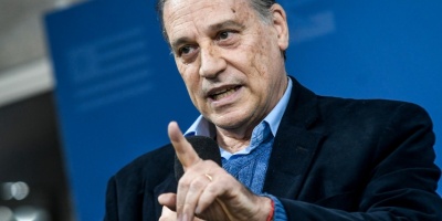 Varela marca contradicci�n de la oposici�n por Rendici�n y apunta que el FA no sobrepasar� �l�neas rojas� ante pol�mica por deportados de EE.UU.
