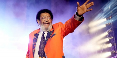 Artistas recuerdan el legado de una de las grandes voces del canto popular