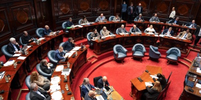 Sebasti�n Da Silva dijo que la dedicaci�n exclusiva para parlamentarios �es un divague y una muestra de populismo barato y berreta�
