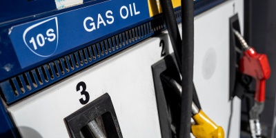 El Poder Ejecutivo decret� un incremento del 2% en el precio de la nafta y de 7% en el del gasoil para octubre