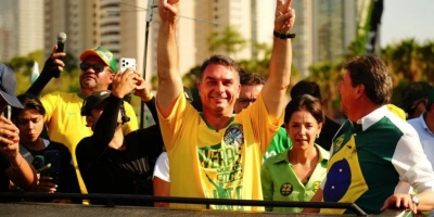 Un diputado de Bolsonaro anunci� que el excandidato presidencial parti� rumbo al "exilio" en EEUU