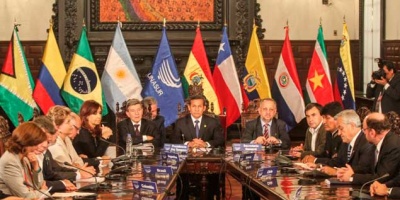 Cumbre de Unasur no se hace en Uruguay sino en Ecuador