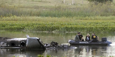 Siniestro a�reo en Laguna del Sauce: Jueza confirm� que se hallaron los diez cuerpos dentro del avi�n