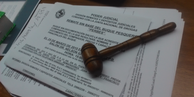 Pesquero incautado en lucha contra el narcotr�fico fue rematado en U$S 100.000
