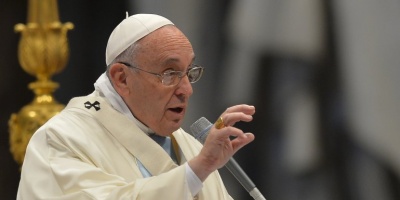 Intendente de Soriano visit� al Papa Francisco y lo invit� al departamento