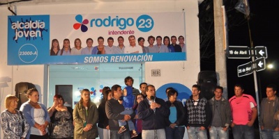 Bl�s lanz� en Maldonado una lista integrada �nicamente por j�venes