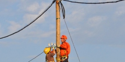 UTE advierte sobre el riesgo de colocar carteles cerca del tendido el�ctrico