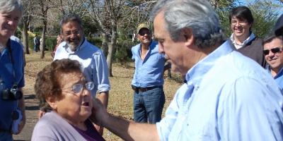 Larra�aga sale a la cancha para retener Paysand�