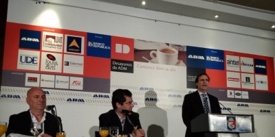 Garc� acus� a la IM de "comprar paz sindical" con horas extras; Novick pidi� "transparencia" sobre pedidos de ADEOM