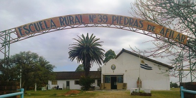 La escuela rural "Piedras de Afilar" cumple 132 a�os y recibe donaciones