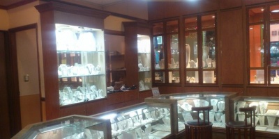 Encapuchados robaban joyer�a y huyeron sin arma tras escuchar disparos