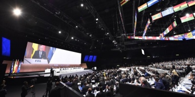 Tras el esc�ndalo por corrupci�n la FIFA elige presidente entre Blatter y pr�ncipe jordano