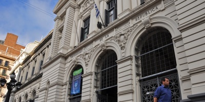 FEUU denuncia "medidas anti-gremiales" del decano de Facultad de Derecho