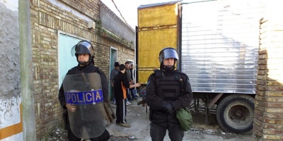 Polic�a de Canelones busca a los autores de un violento copamiento ocurrido en San Jacinto