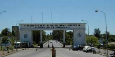 Cortan puente de la Concordia