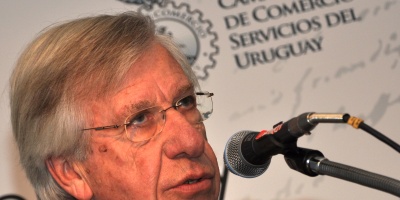 Astori destaca nota de deuda uruguaya