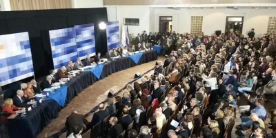 V�zquez pidi� a todos los ministros mayor control sobre pases en comisi�n de funcionarios