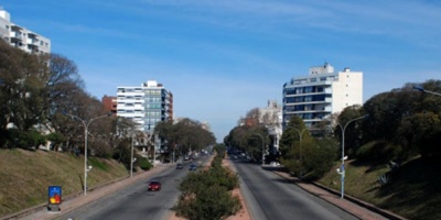 IM intim� a vecinos a reparar o reconstruir veredas de Bulevar Artigas