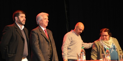 PIT-CNT plante� ante V�zquez su posici�n contraria al TISA